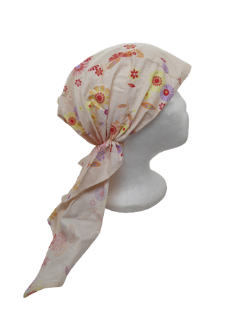 Czapka dziecięca z osłoną na kark Doll 